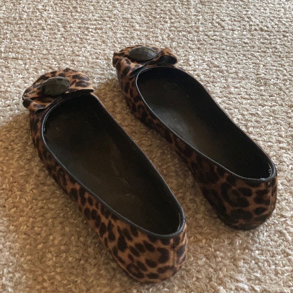 Stuart Weitzman Cheetah Print Fabric Slippers - image 1